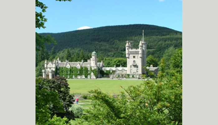 Private Tour Aberdeen and Royal Deeside