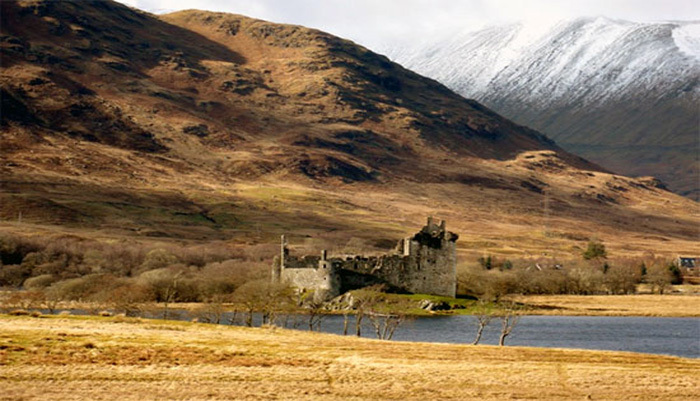 Private Tour to Inverary and Kilchurn Castle from Greenock Cruise Port