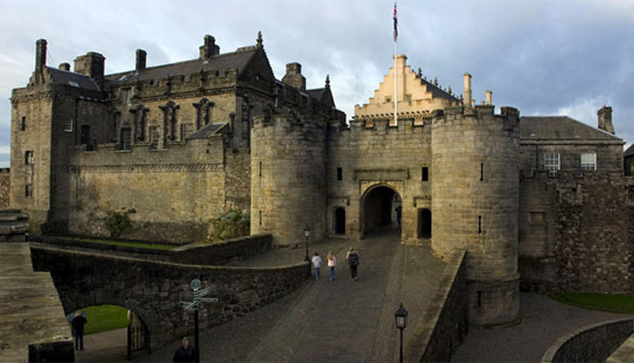 Private Tour to Stirling Castle, the Trossachs and Loch Lomond