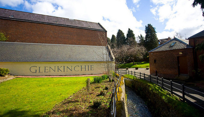 Rosslyn Chapel, Scottish Borders and Glenkinchie Distillery Tour