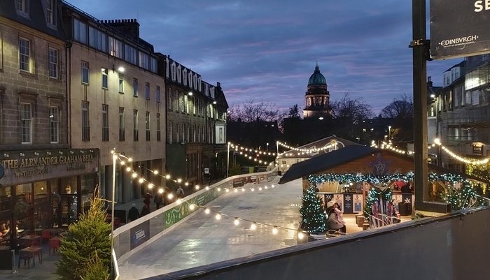 Virtual Tour of Edinburgh Christmas - Online Experience