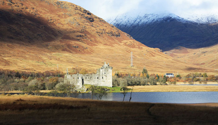 Scottish West Highland Lochs and Castles Day Tour from Edinburgh