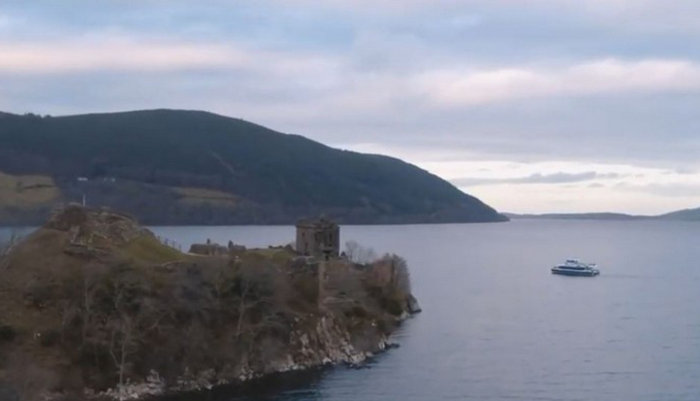 Day Tour to Urquhart Castle and Loch Ness from Inverness